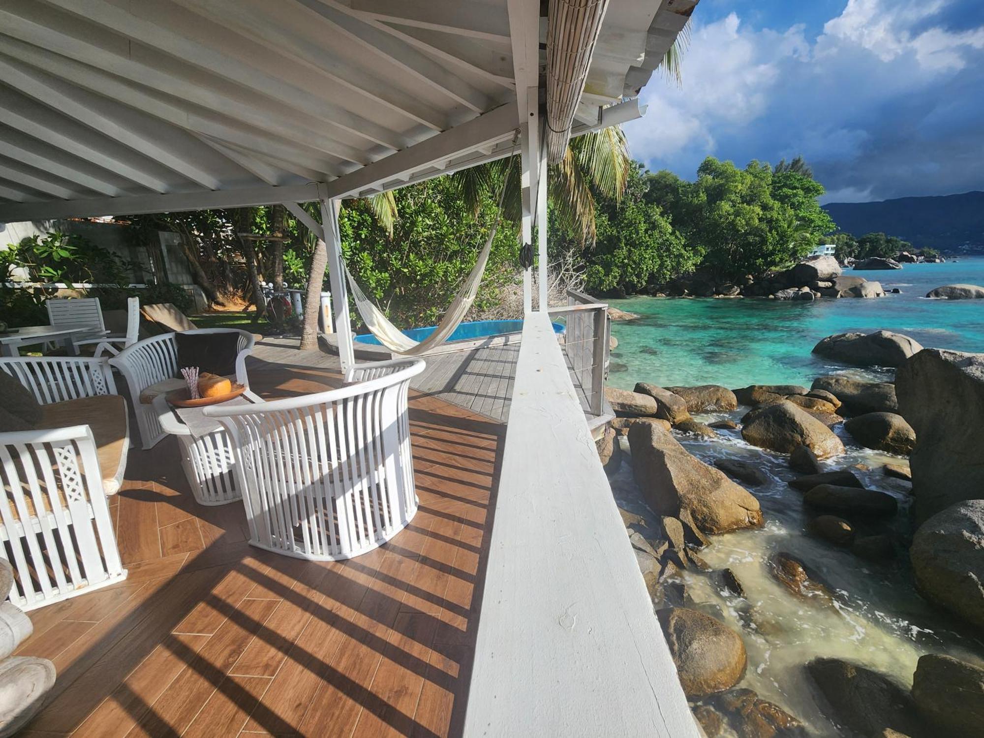 Marquise & Infinity Villas Glacis  Luaran gambar