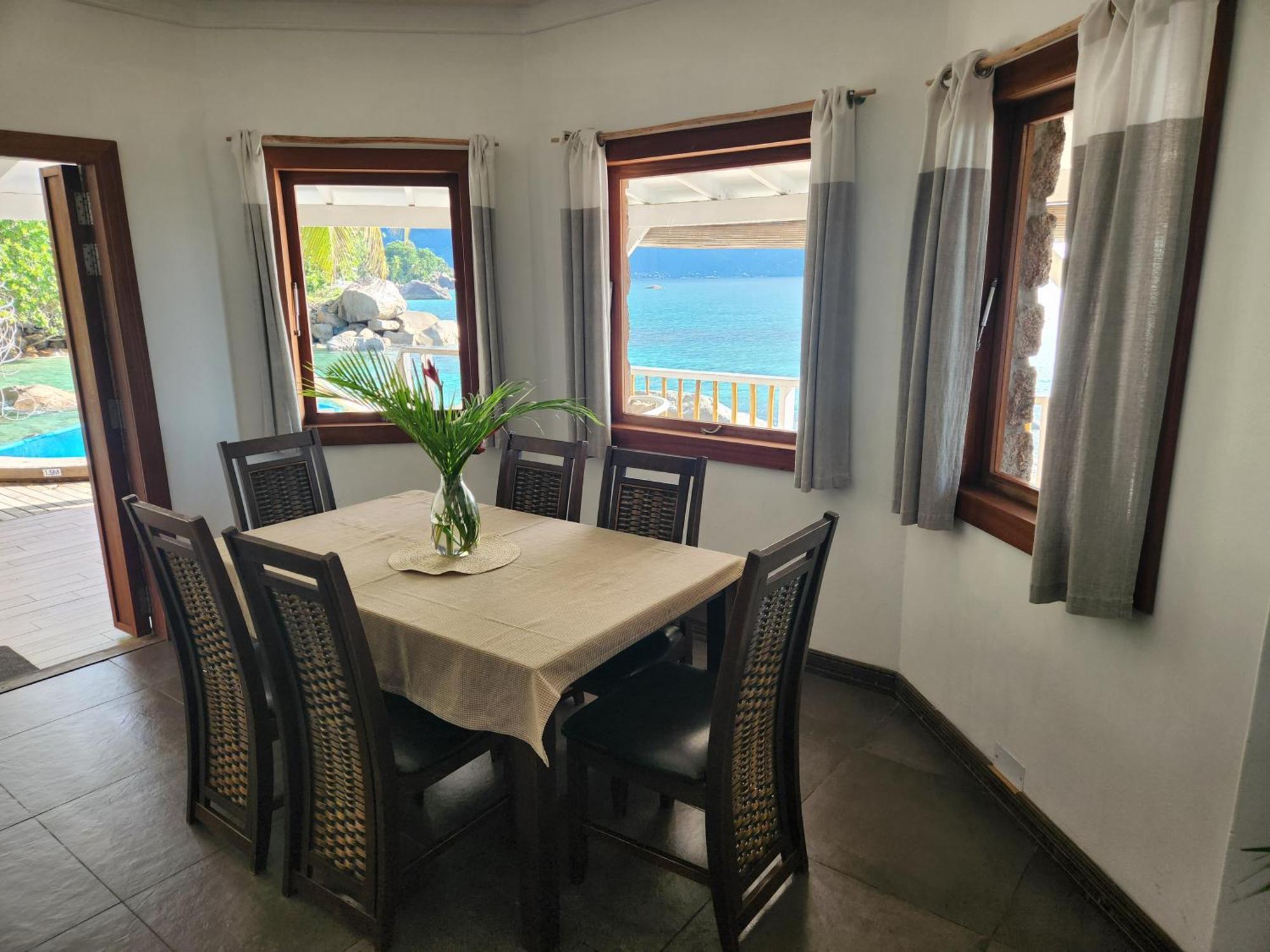 Marquise & Infinity Villas Glacis  Luaran gambar