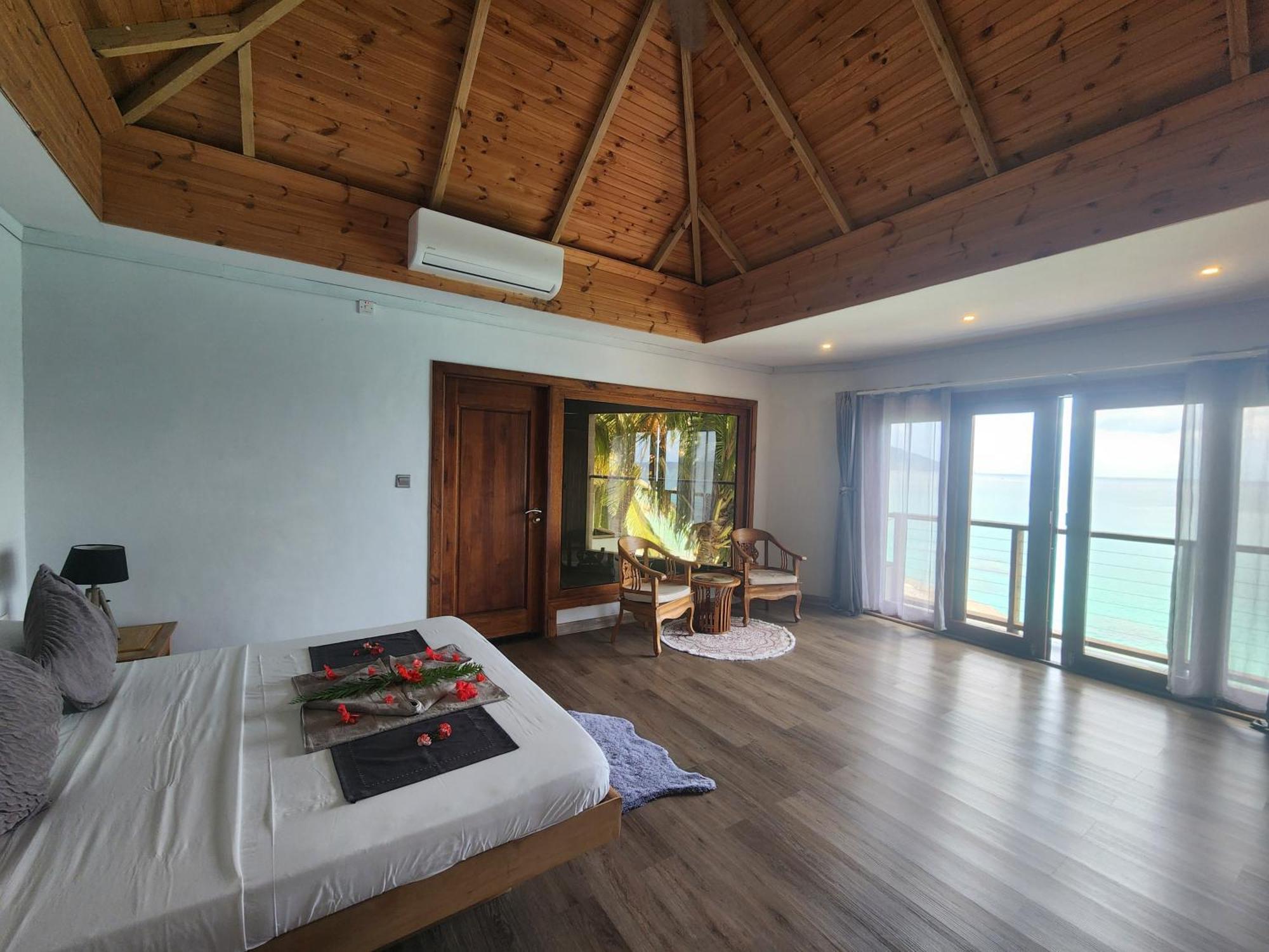 Marquise & Infinity Villas Glacis  Luaran gambar