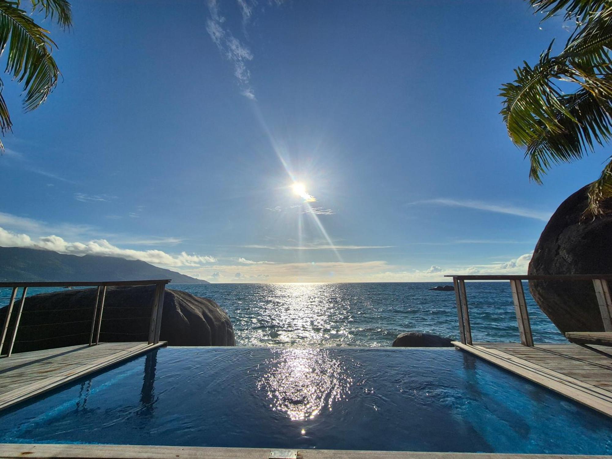 Marquise & Infinity Villas Glacis  Luaran gambar